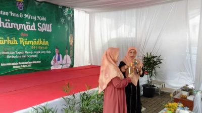 Tim Penggerak Pemberdayaan Kesejahteraan Keluarga Kota Depok Roadshow Isra Mi’raj di Tapos