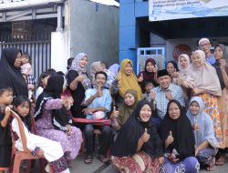 Kunjungi Program Rutilahu di Bekasi Utara, Plt Wali Kota Bekasi Turut Membantu Secara Pribadi