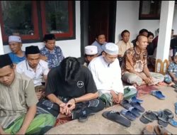 Pemimpin Redaksi MKN Armadi Alek Bersama Keluarga Gelar Selamatan Mendak, Doakan Almarhum Ayah Tercinta