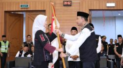 Lepas Ratusan Jemaah Haji Kloter Pertama Asal Jakarta, Pemprov DKI Jakarta Dapat Memberikan Pelayanan Yang Terbaik Bagi Masyarakat