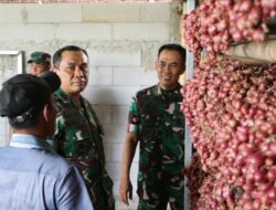 Pangdam Jaya Meresmikan Pembangunan Homestay “Gubuk Rajo” Dan Panen Bawang Merah di Lahan Urban Farming Korem 051/WKT