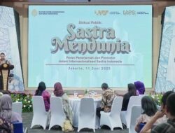 Menbud Fadli Zon Luncurkan Program Sastra Global untuk Genjot Eksistensi Indonesia di Dunia