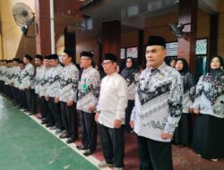 MTSN 3 Kota Bekasi Gelar Peringatan Hari Guru Nasional dengan Penuh Semangat