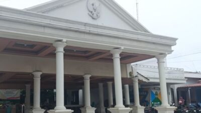 Halaman Kantor Desa Sumberjaya Dicor, Akses Pelayanan Publik Semakin Nyaman