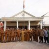Usai Pengecoran Halaman Kantor Desa, Pemdes Sumberjaya Gelar Apel Perdana Penuh Optimisme