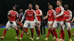 Setelah Menunggu 22 Tahun, Akhirnya Asrsenal Angkat Trofi di Premier League