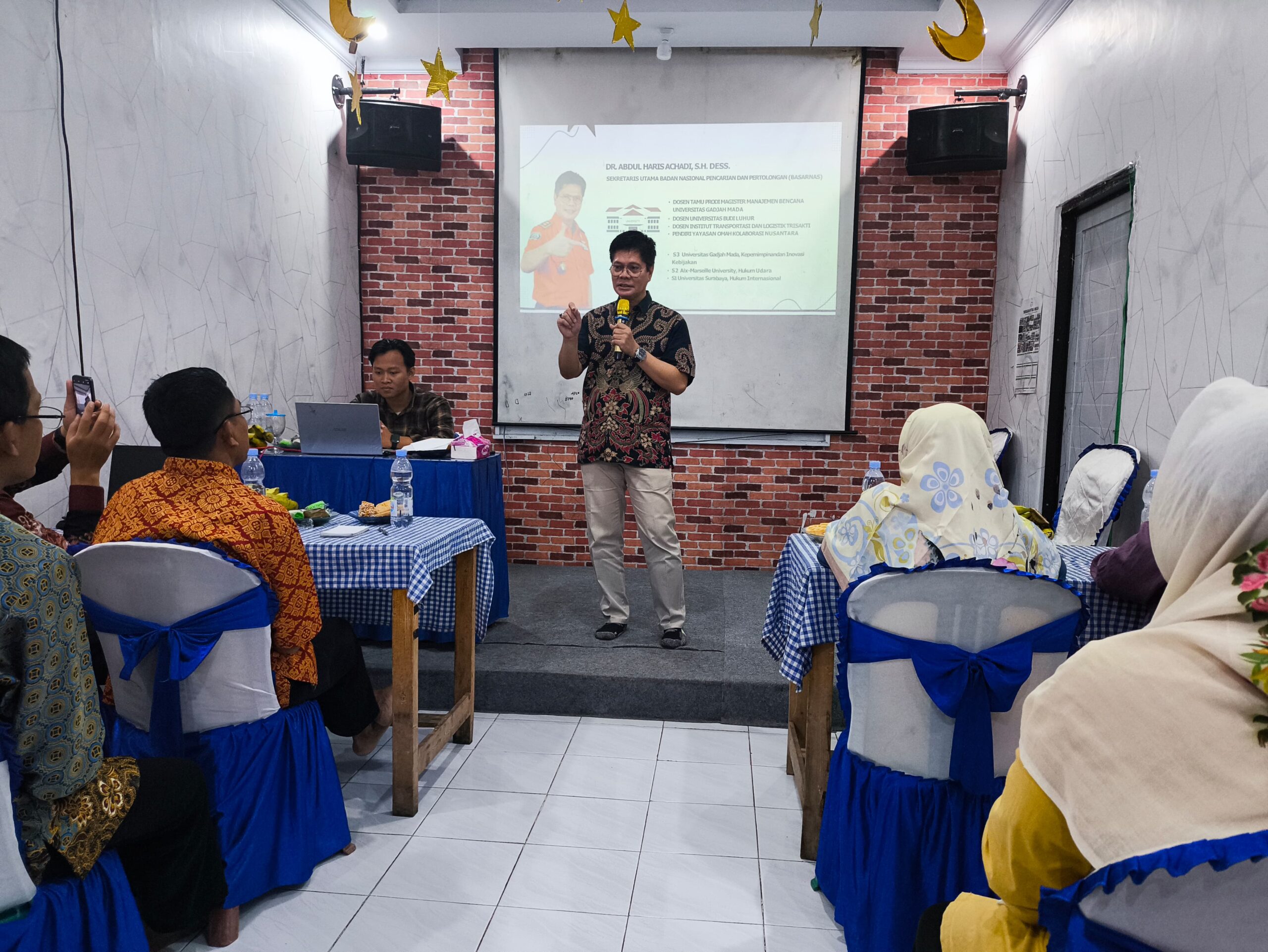 Dr Abdul Haris Achadi, S. H. DESS