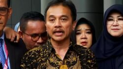 Roy Suryo dan Dokter Tifa Tak Jadi Ditahan, Klaim Penangguhan sebagai “Kemenangan Rakyat”