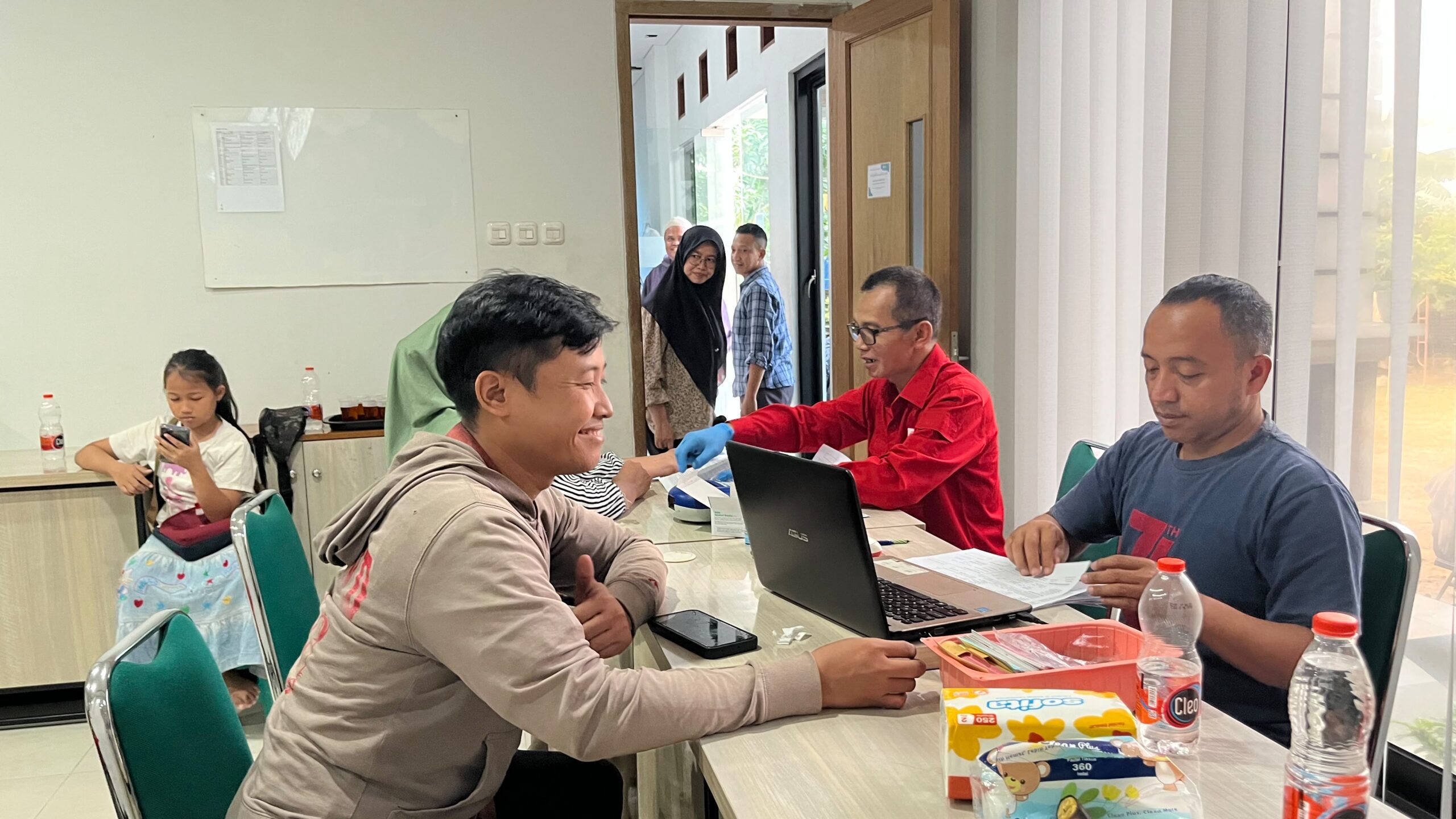 Peserta donor darah