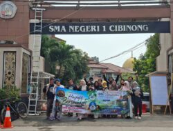 ILUNI SMANSA Cibinong Luncurkan Program “Giat Jum’at Berkah”, Bagikan Ratusan Paket Makanan